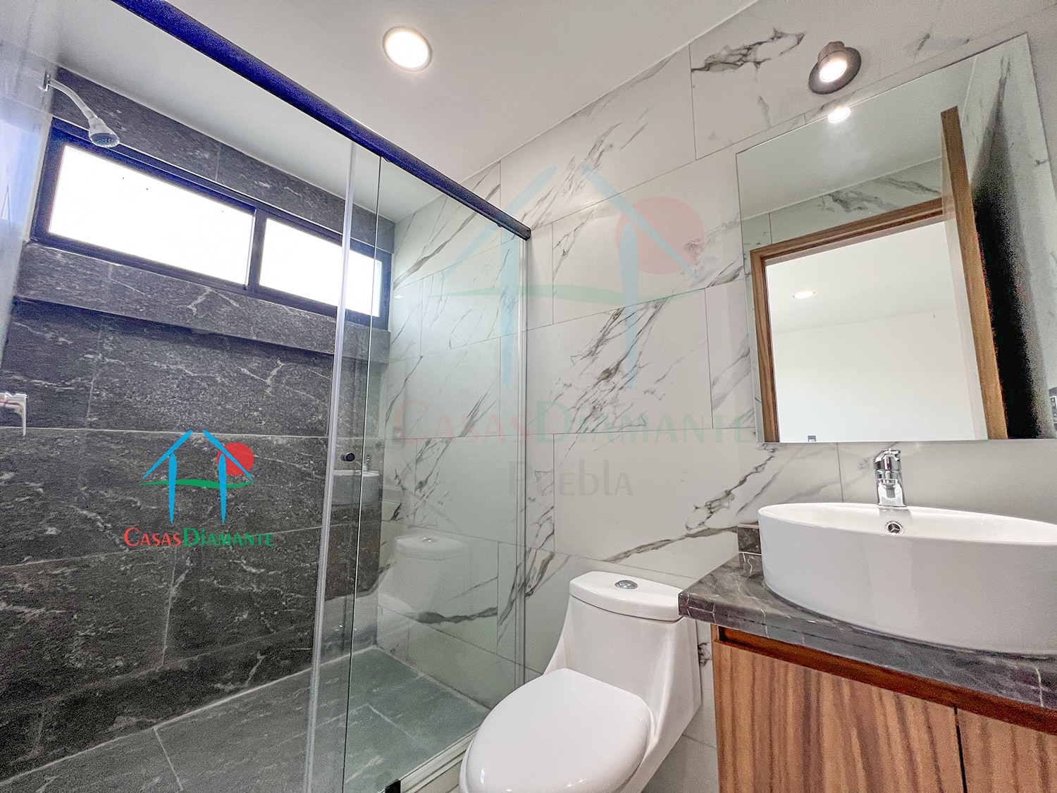 Parque Aguascalientes Casa Palma E - Recámara uno 5